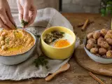 Články: Denní menu na 17. října: paprikový hummus, vejce s houbami a skořicové noky