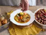 Články: Denní menu na 22. října: křupavé tresčí akra, rodinné hovězí s bramborami a ovocný koláč