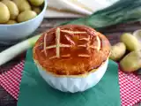 Recept Polévka z pórku a brambor s listovým těstem