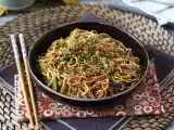Recept Wok s čínskými nudlemi (zelenina a texturované sójové bílkoviny)