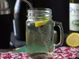Recept Hugo spritz s bezinkovým sirupem, svěží a sladký koktejl