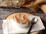 Recept Krémová pomazánka nutella, ideální na polevu dortů a dortových zákusků.