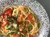 Recept Špagety s krevetami a cherry rajčátky, rychlý recept na chutný první chod