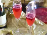 Recept Šampaňská polévka s malinami