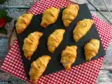 Recept Croissanty z listového těsta se šunkou a čerstvým sýrem