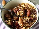 Recept Expresní müsli s fritézou na vzduchu, které vám zkřehne snídaně