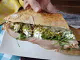 Recept Gourmet italský sendvič s mortadelou a sýrem burrata