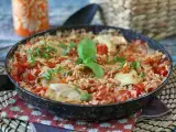 Recept Jednohrnkové jídlo s kuřecím masem, rýže s rajčaty a paprikou