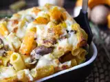 Recept Zapečené těstoviny s dýní, houbami a bešamelovou omáčkou