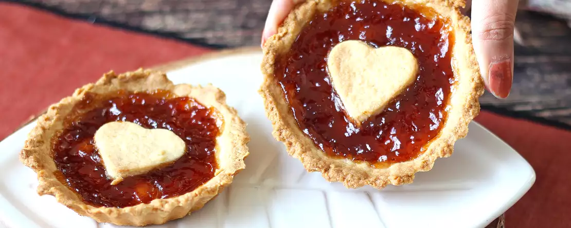 Valentýnské koláče s jahodovým džemem: romantické domácí pochoutky