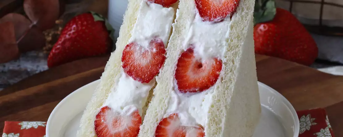 Ichigo sando, japonský jahodový sendvič!