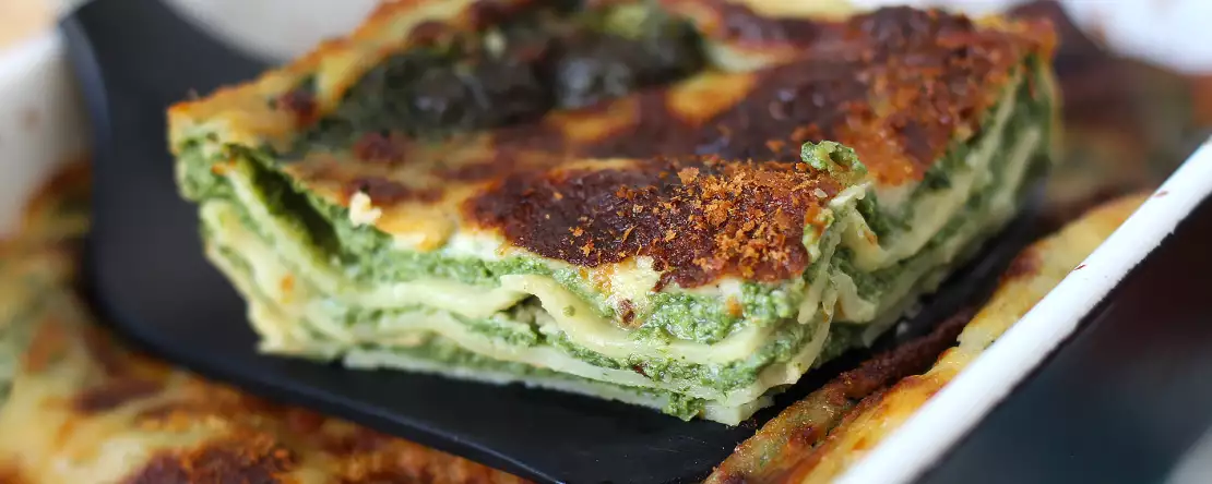 Vegetariánské lasagne se špenátem a tofu v horkovzdušné fritéze