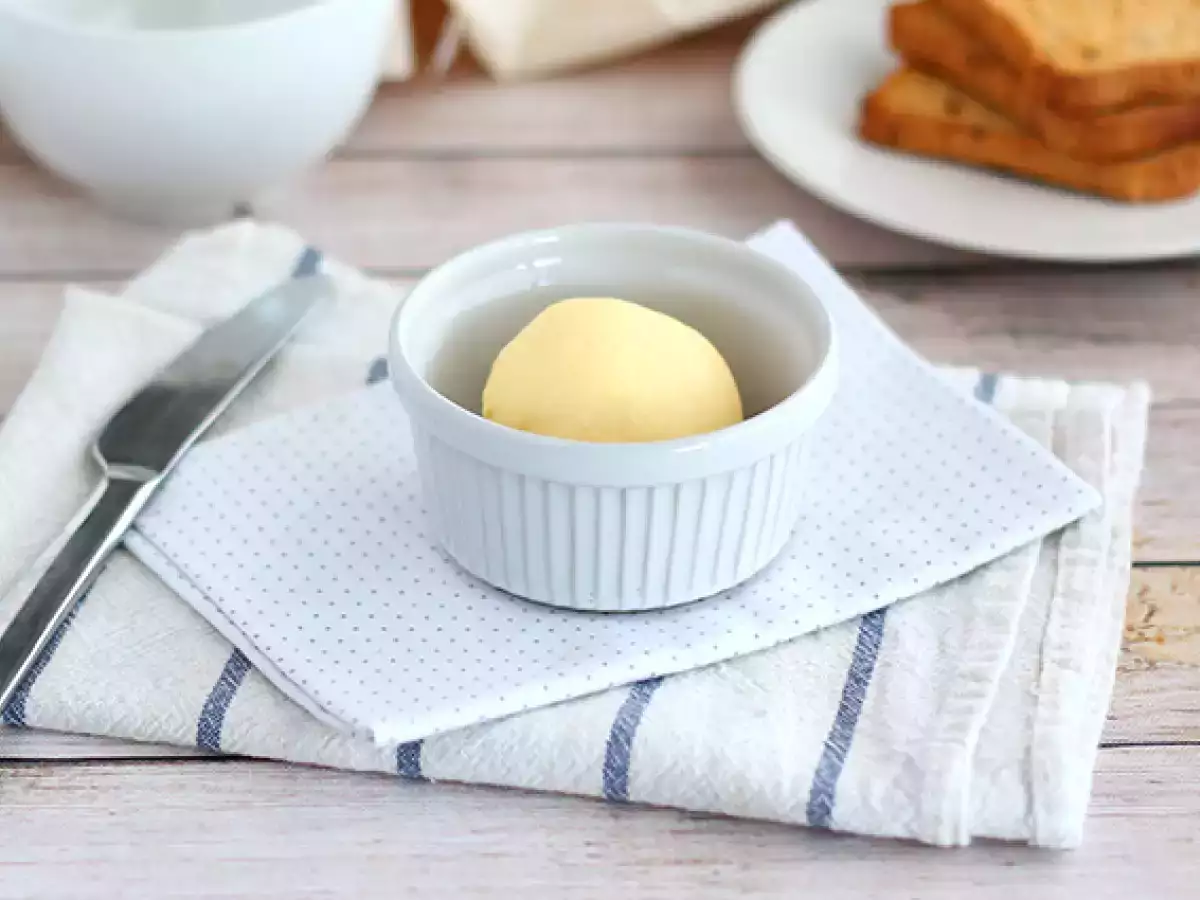 Recept Jak vyrobit domácí máslo?