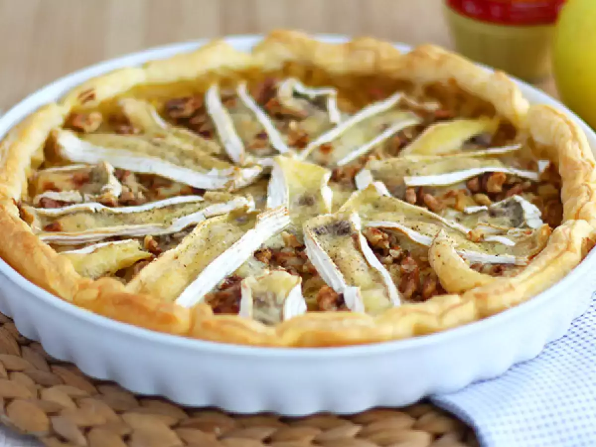 Recept Koláč s camembertem a jablky