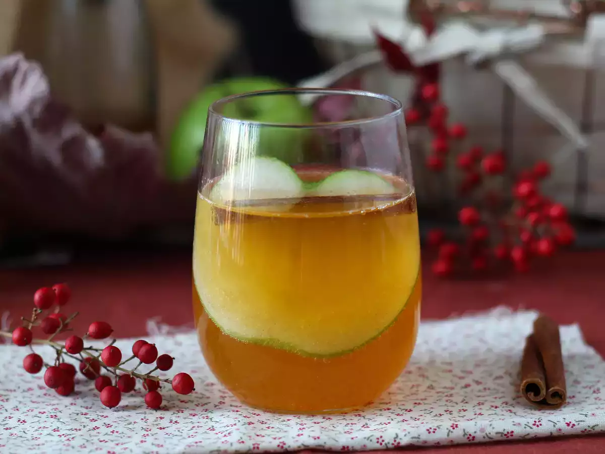 Recept Dýňový spritz, pikantní koktejl s dýňovým sirupem!