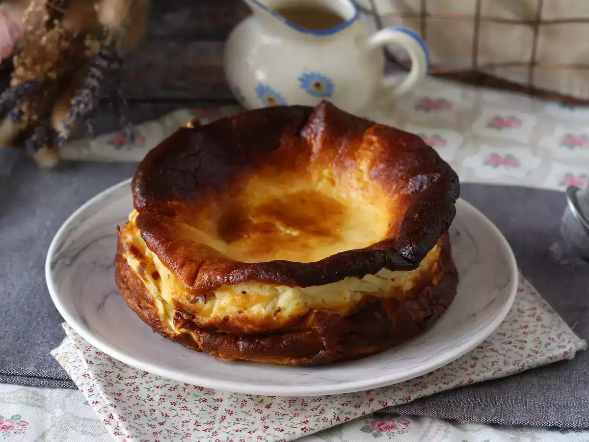 Recept Baskický tvarohový koláč