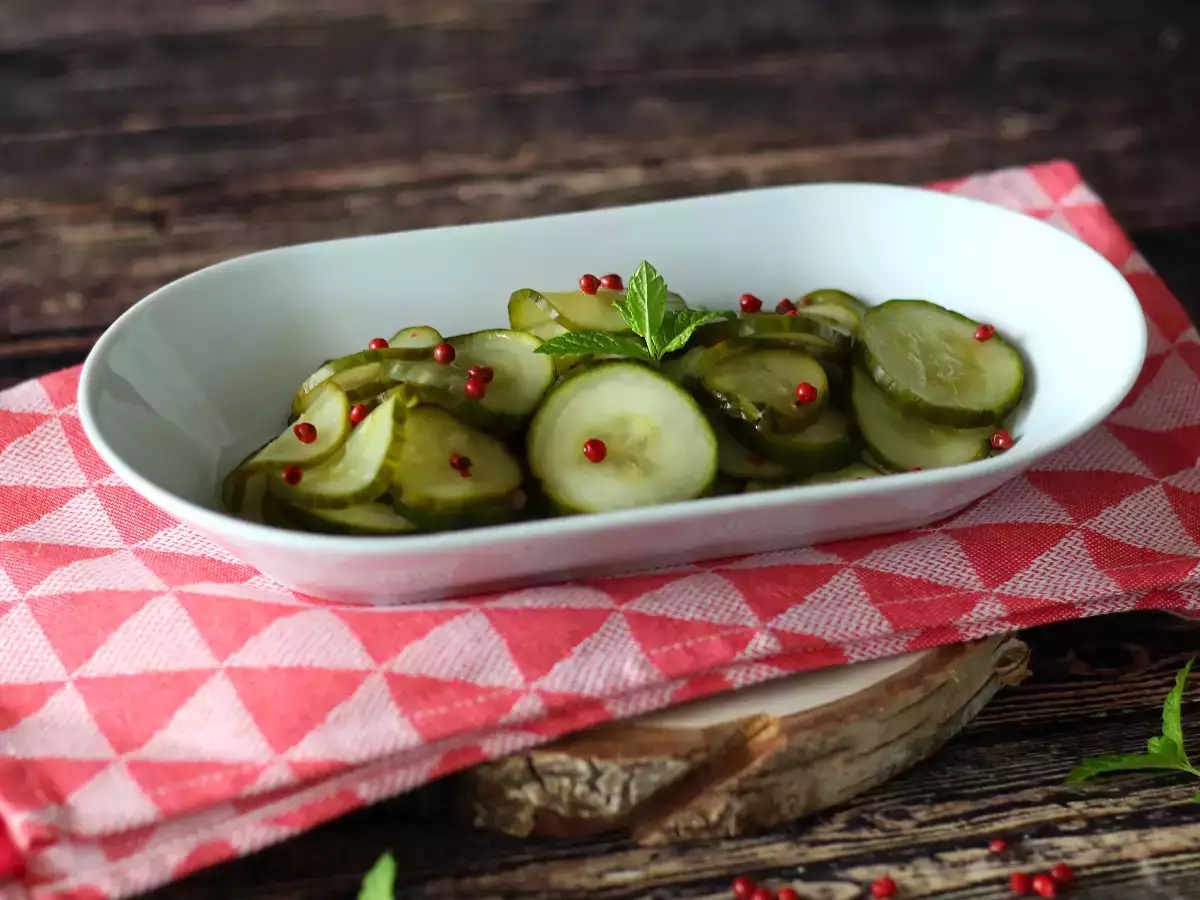 Recept Sladkokyselé okurky: rychlá a chutná příloha na léto!