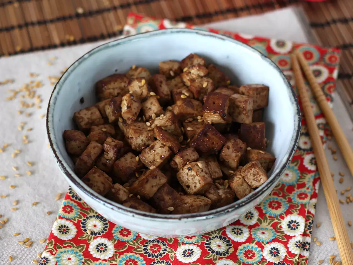 Recept Marinované tofu s asijskými příchutěmi (po tomhle si tofu zamilujete!)