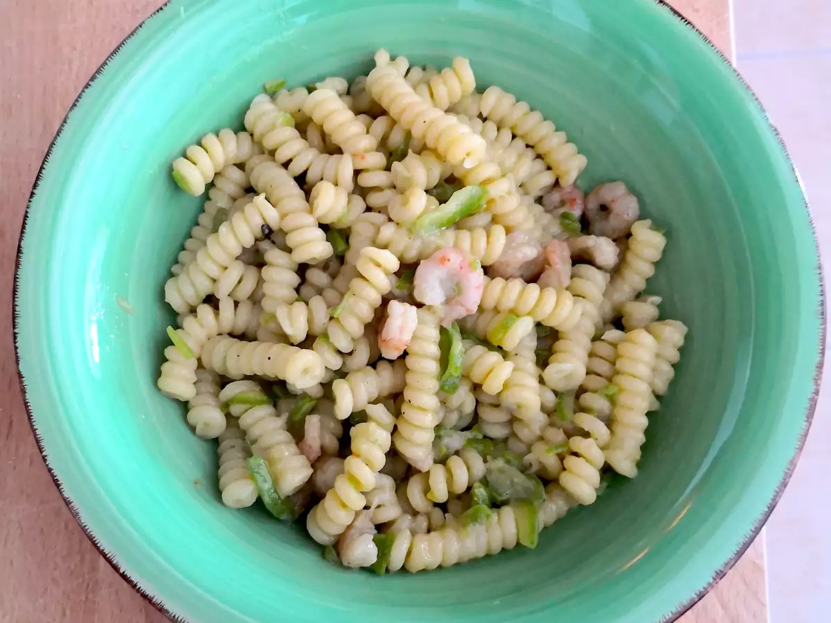 Recept Fusilli s cuketami, krevetami a zázvorem