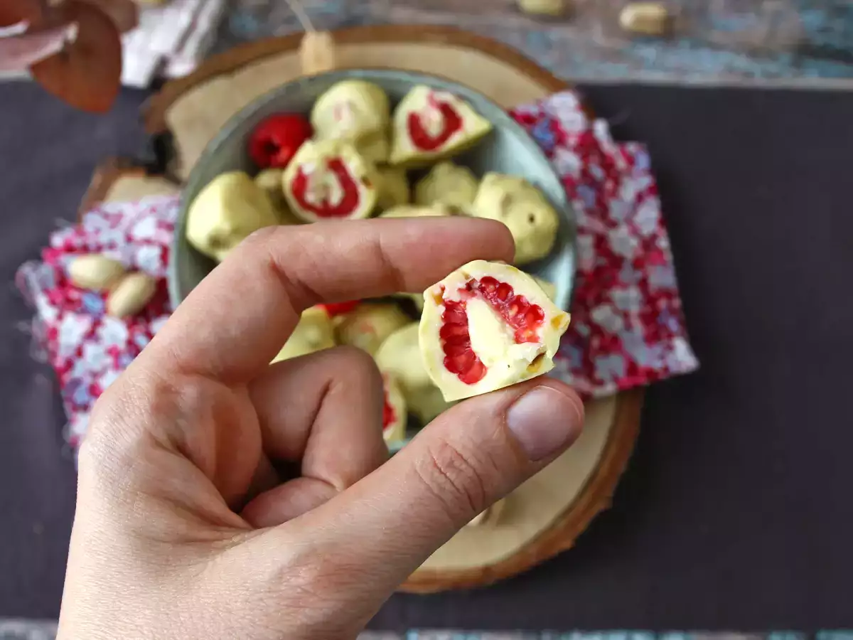 Recept Franui s pistáciemi, lahodnými malinami, tajícími a křupavými.