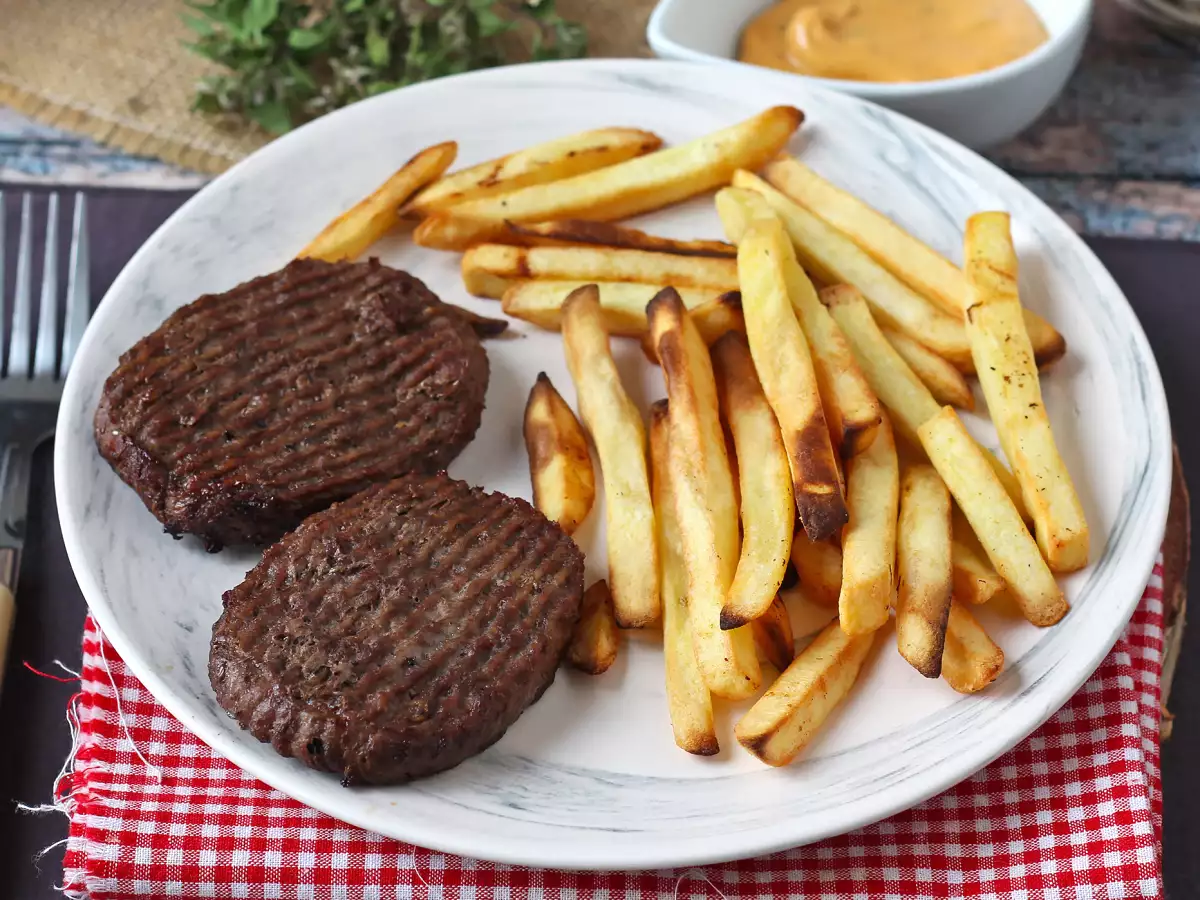 Recept Jak připravit mletý steak ve fritéze air fryer?