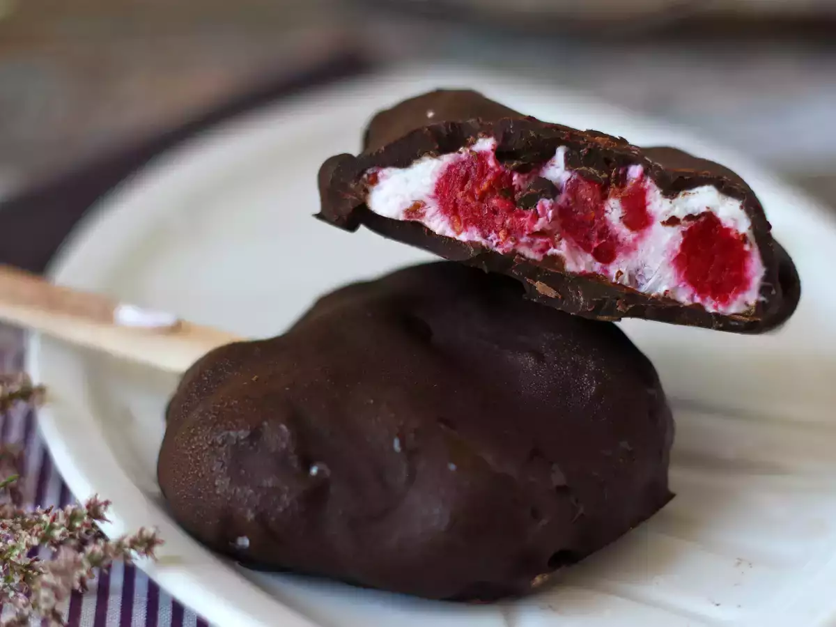 Recept Skyr, malinová a čokoládová zmrzlina. zdravá svačina pro slunečné dny!