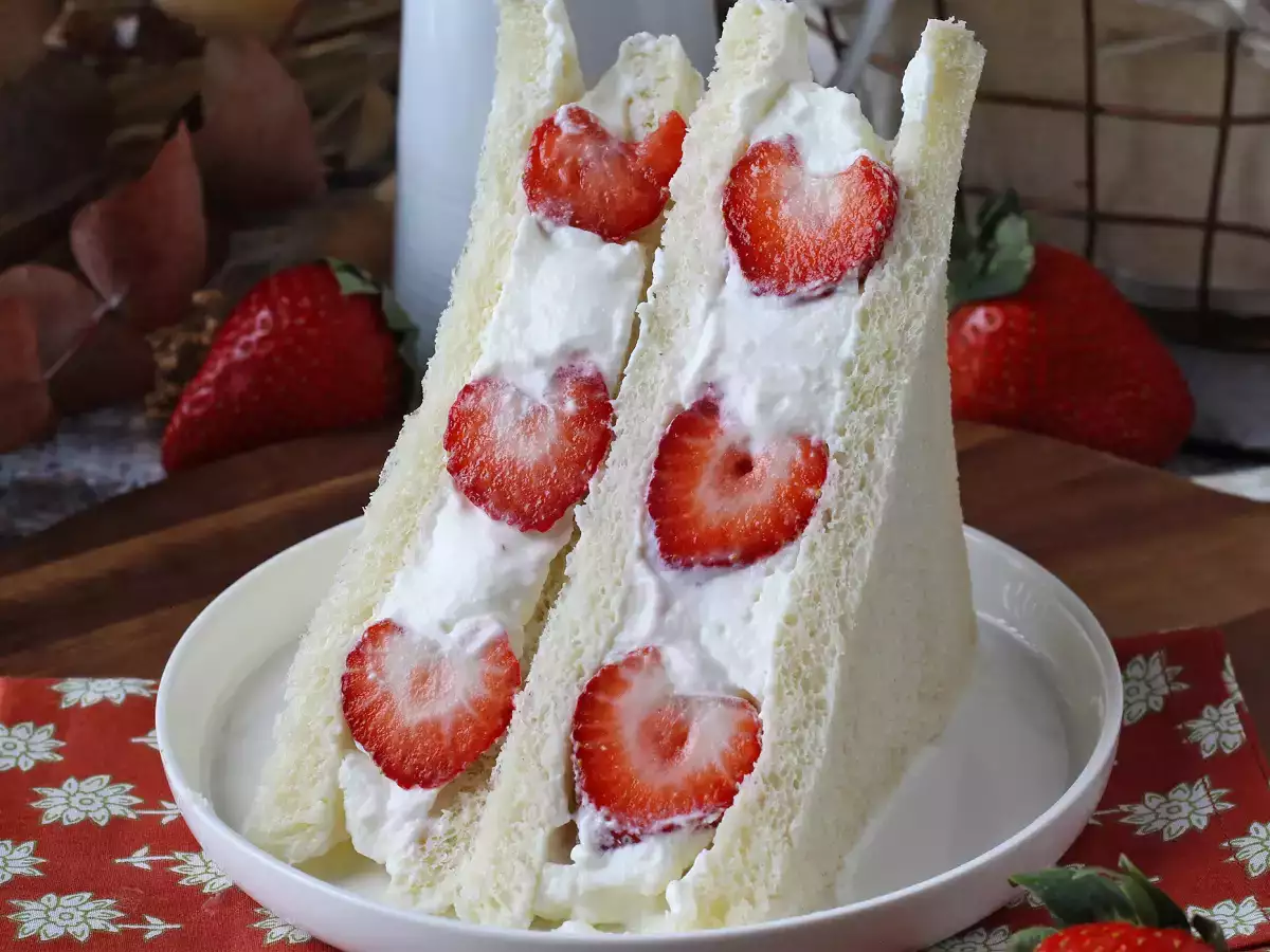 Recept Ichigo sando, japonský jahodový sendvič!