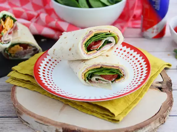 Recept Šunkové a čedarové špenátové závitky