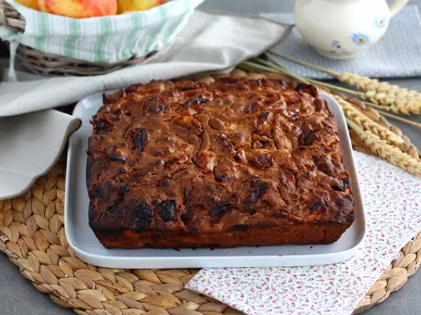 Recept Jablečný koláč s vlašskými ořechy a skořicí