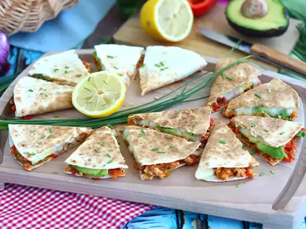 Recept Quesadillas s kuřecím masem a avokádem