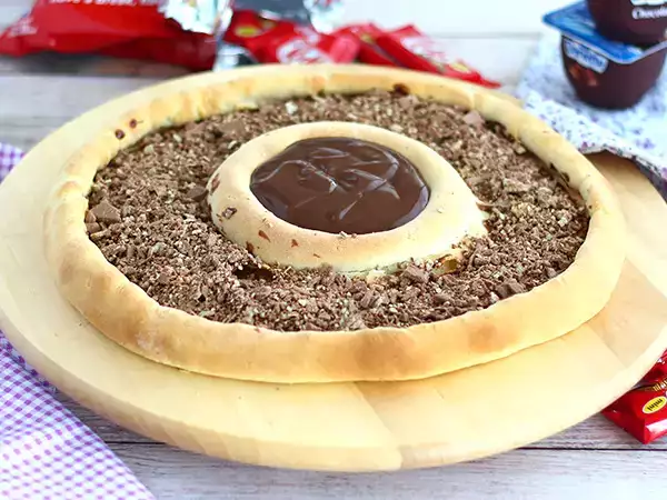 Recept Pizza s kit kat a jogurtem danette s čokoládou