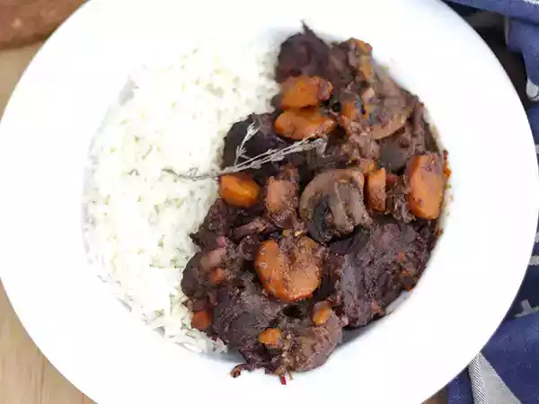 Recept Hovězí bourguignon