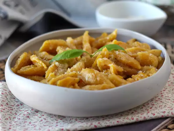 Recept Čerstvé těstoviny z máslových ořechů s pouhými 2 přísadami