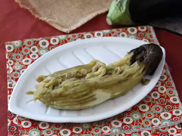 Recept Jak snadno upéct a oloupat lilek v troubě?