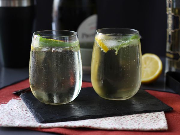 Recept Spritz st-germain s likérem z květu černého bezu, osvěžující koktejl na léto