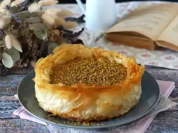 Recept Baklavský tvarohový koláč s pistáciemi, křupavý a rozplývající se