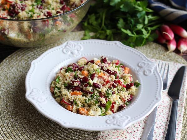 Recept Kuskusový salát jako jednoduchý, zdravý a barevný předkrm!