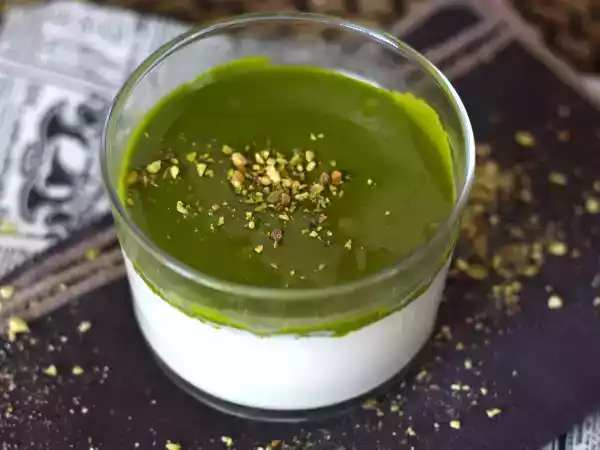 Recept Pistáciová panna cotta, snadný recept, který milují všichni!