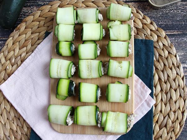 Recept Závitky z cukety a sardinek