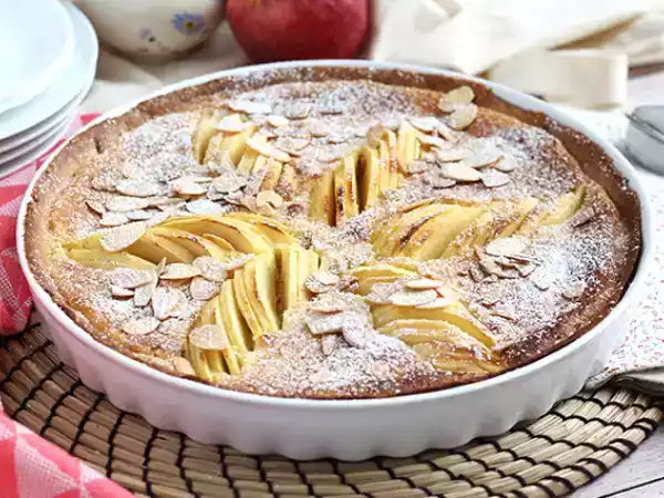Recept Jablečný a mandlový koláč (tarte normande)
