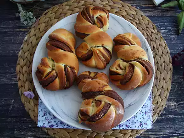 Recept Pletené buchty s nutellou