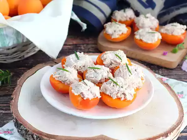Recept Meruňky plněné tuňákem a rozmarýnem
