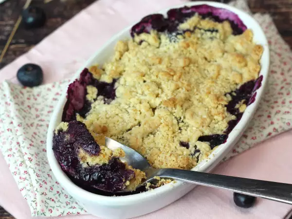 Recept Borůvkový mandlový crumble: zlatavý na povrchu, šťavnatý uvnitř