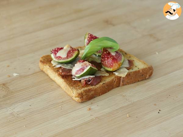 Bruschetta s fíky, parmazánem a parmskou šunkou - Příprava krok 5