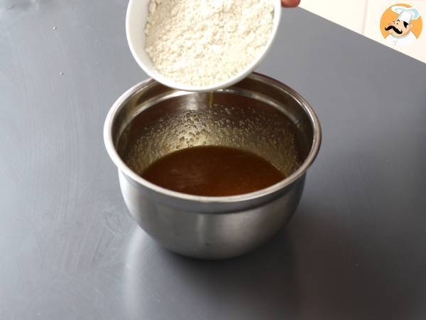 Blondie s třešněmi a čokoládou, dokonalý křupavý a vláčný dort - Příprava krok 2