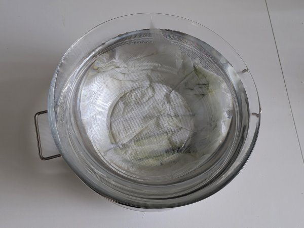 Cuketová parmigiana ve fritéze: rychlá, lehká a křupavá - Příprava krok 3