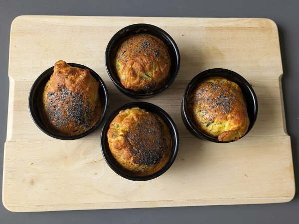 Cuketové muffiny ve fritéze: lehký a nadýchaný recept - Příprava krok 7