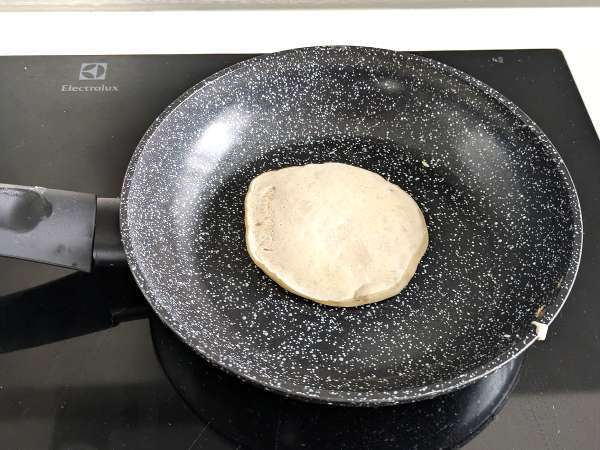 Měkké veganské palačinky s lněným vejcem: snadný recept bez vajec - Příprava krok 7