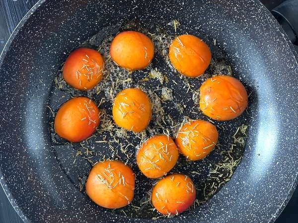 Pečené meruňky, rukola a burrata na toastu - Příprava krok 3