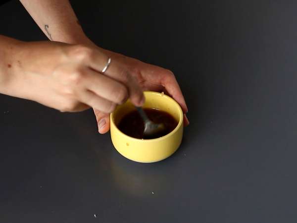 Křupavý, pikantní salát s křupavou rýží z lososa! - Příprava krok 5